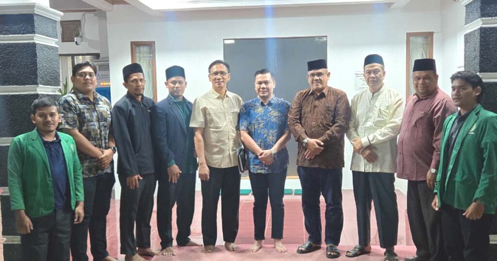 Pertemuan-penegerian-PTI-Al-Hilal-Sigli-dengan-Wakil-Bupati-Pidie